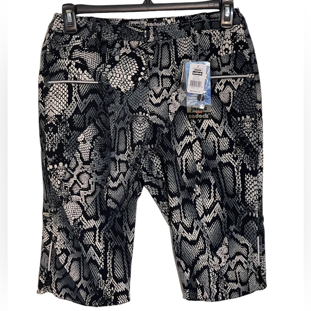 NWT Jamie Sadock Sun-sense air weave sunshield with cooltrex shorts. Size 6